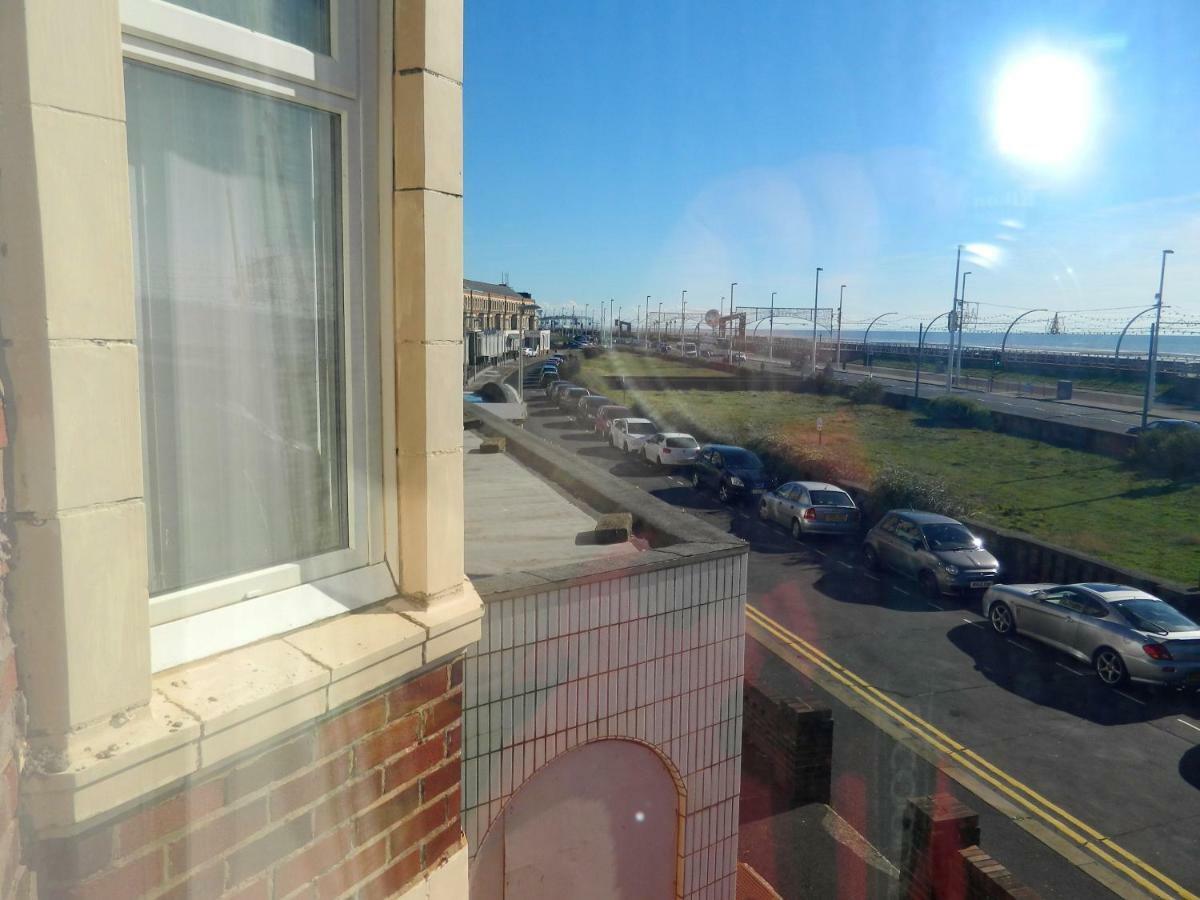 Ocean Bay Hotel Blackpool Exterior foto